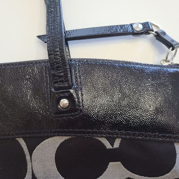 Coach Laura Signature Tote Black - Picture 6 of 11